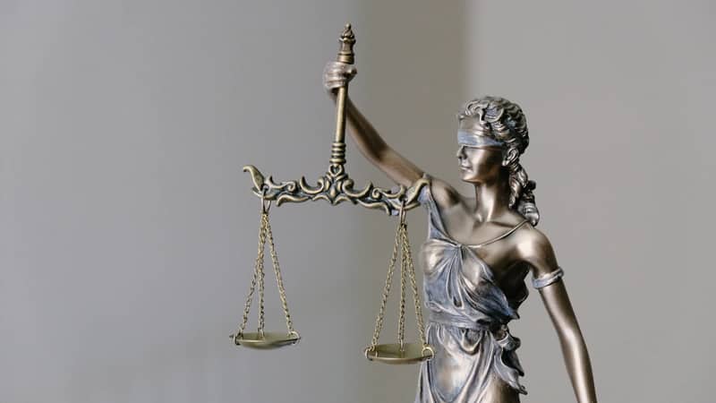 Bir Saatte 30 Dilekçe Taslağı: Gpt-5 Avukatların Gizli Silahı Olabilir Mi?