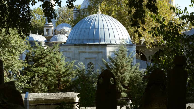 Fethi Kabir: Hem Kutsal Hem De Bilimsel Bir Yolculuk